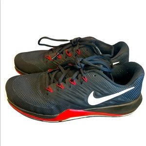 Nike mens black and red